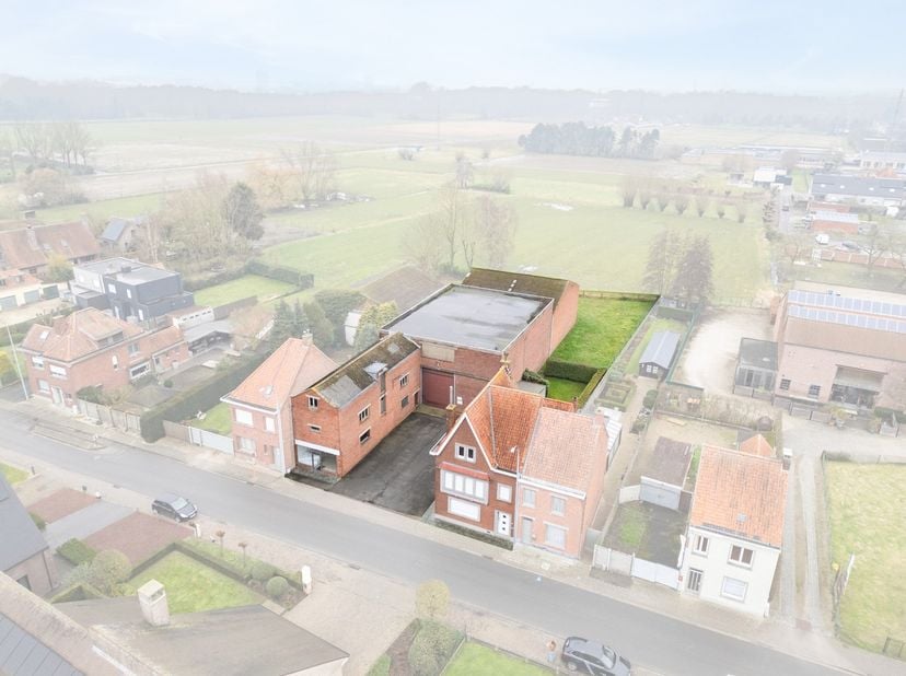Bien professionnel à vendre
                    à 8870 Izegem