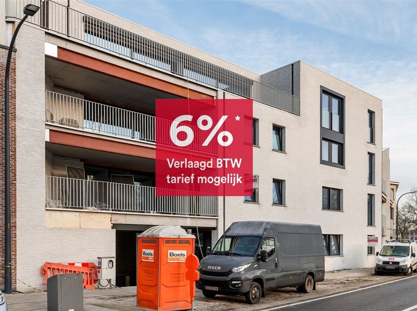 Uniek gelegen nieuwbouwproject dat bestaat uit 13 appartementen gelegen aan het water waar duurzaamheid voorop staat. De grote raampartijen en goed ge