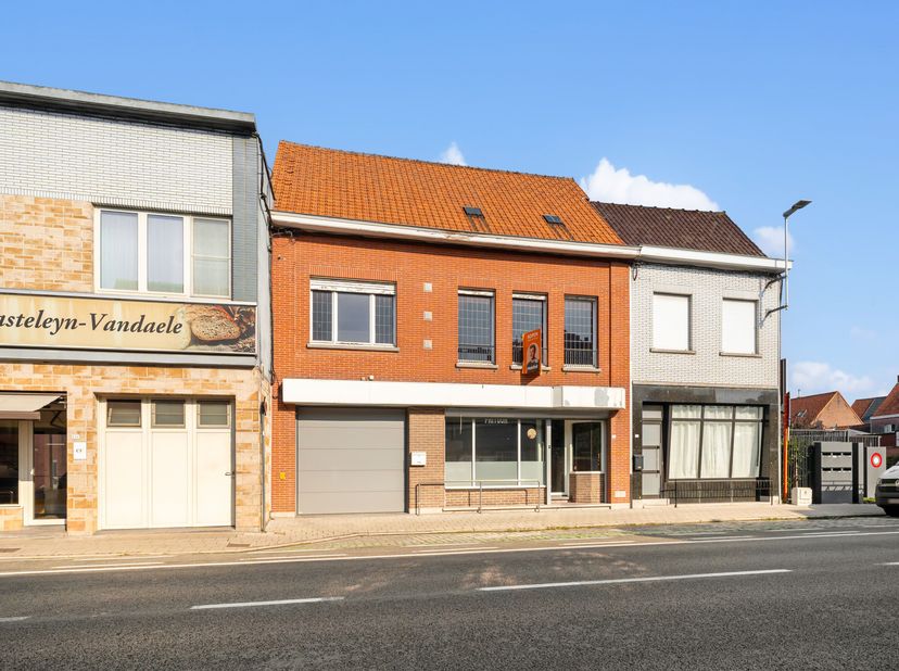 Bien professionnel à vendre
                    à 8560 Wevelgem