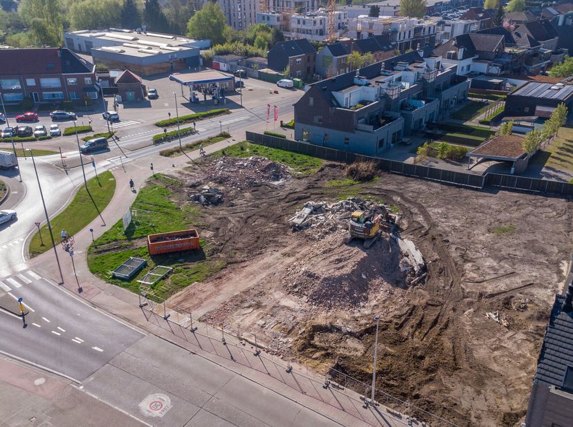 Aan het rond punt van Schelle, hoek Provinciale Steenweg  Tolhuisstraat, is men gestart met de oprichting van Botanik.&lt;br /&gt;
Deze residentie bestaat u