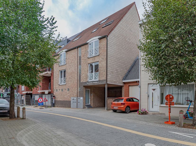 KIJKDAG: 7/10/2023 VAN 10U TOT 12U (ENKEL OP AFSPRAAK)&lt;br /&gt;
AALST - TOPLOCATIE: In kleine residentie gelegen in volledig vernieuwde RUSTIGE straat in