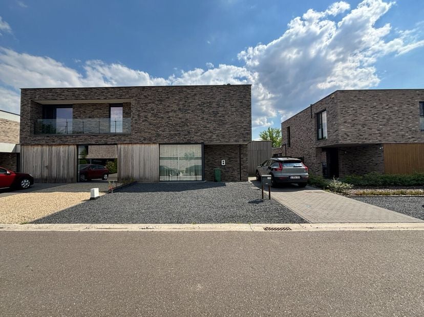 Maison à louer
                    à 3511 Kuringen