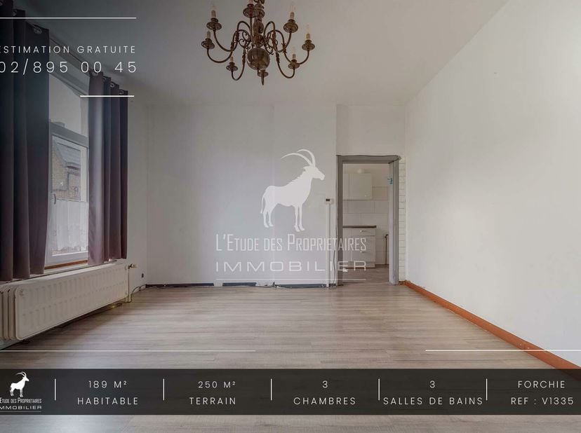 Referentiebureau : V1335&lt;br /&gt;
L&#039;ETUDE DES PROPRIETAIRES stelt u dit prachtige gebouw van verslag voor om in volledig centrum van FORCHIES-LA-MARCHE t