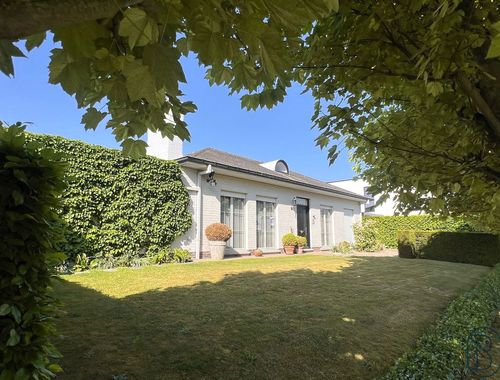                                         Villa te koop in Sint-Eloois-Vijve, € 395.000
