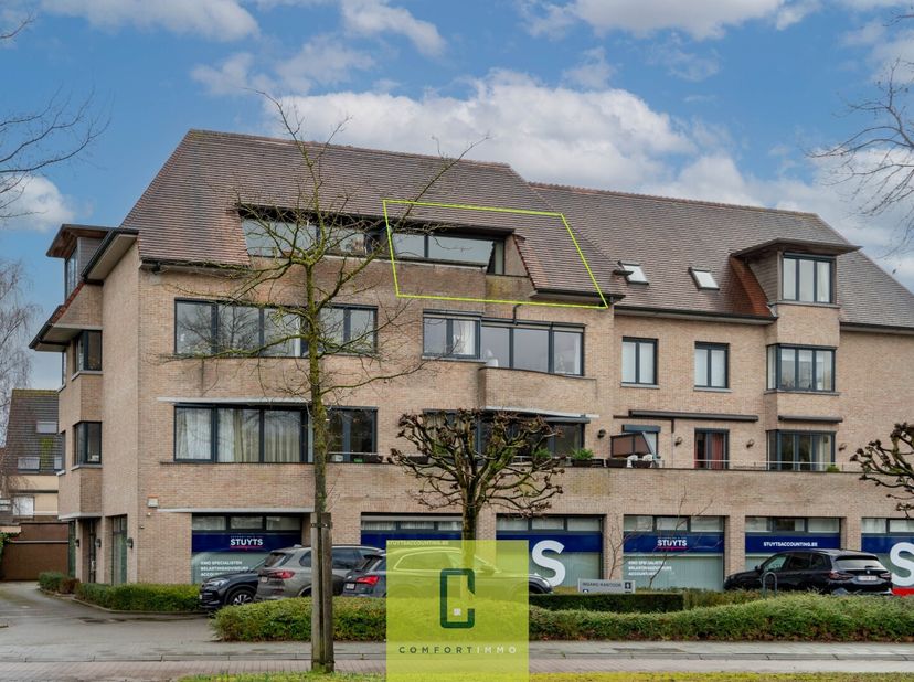 Appartement à vendre
                    à 8200 Sint-Michiels