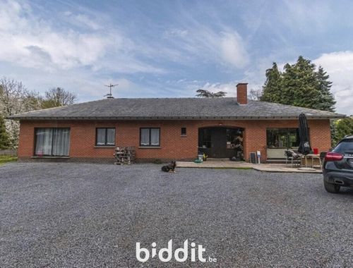                                         Woning te koop in Templeuve, € 400.000
