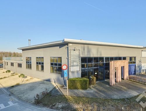                                         Bâtiment commercial à vendre à Sint-Truiden, € 995.000
