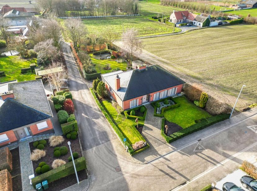 Maison à vendre
                    à 8540 Deerlijk