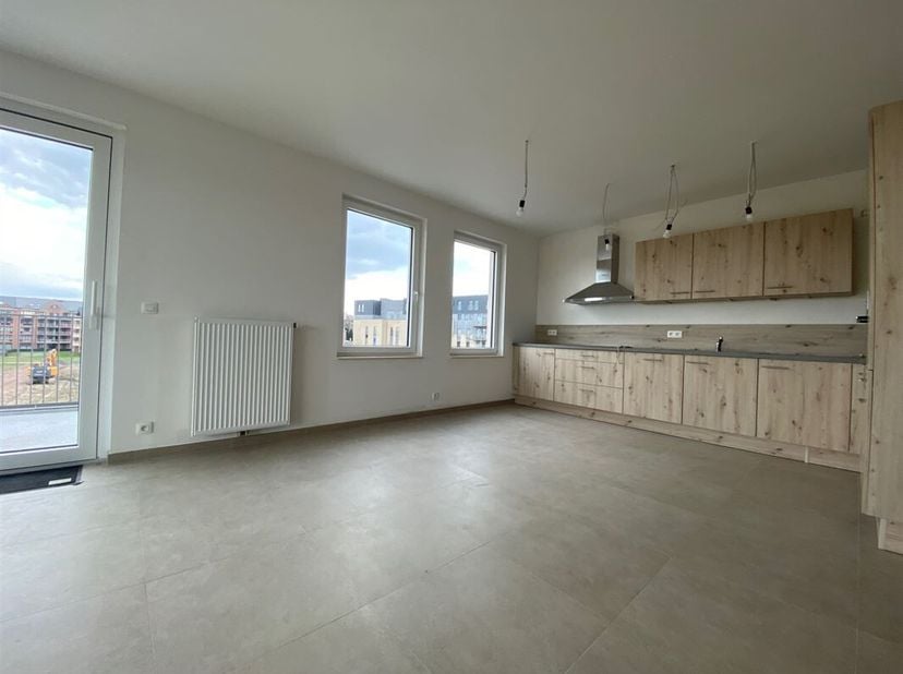 Magnifique appartement neuf de +/- 80 m² avec terrasse/balcon de +/- 14 m² situé au 2ème étage d&#039;une résidence avec ascenseur à 5 minutes à pieds du c