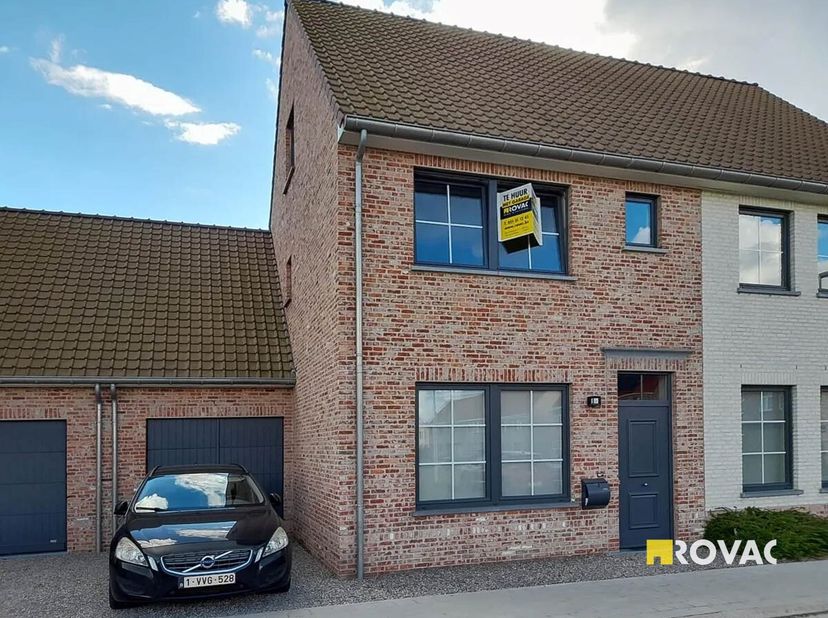 Maison à louer
                    à 8870 Izegem