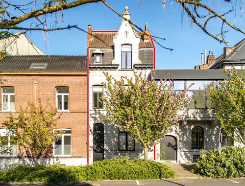                                        Woning te koop in Tournai, € 340.000
