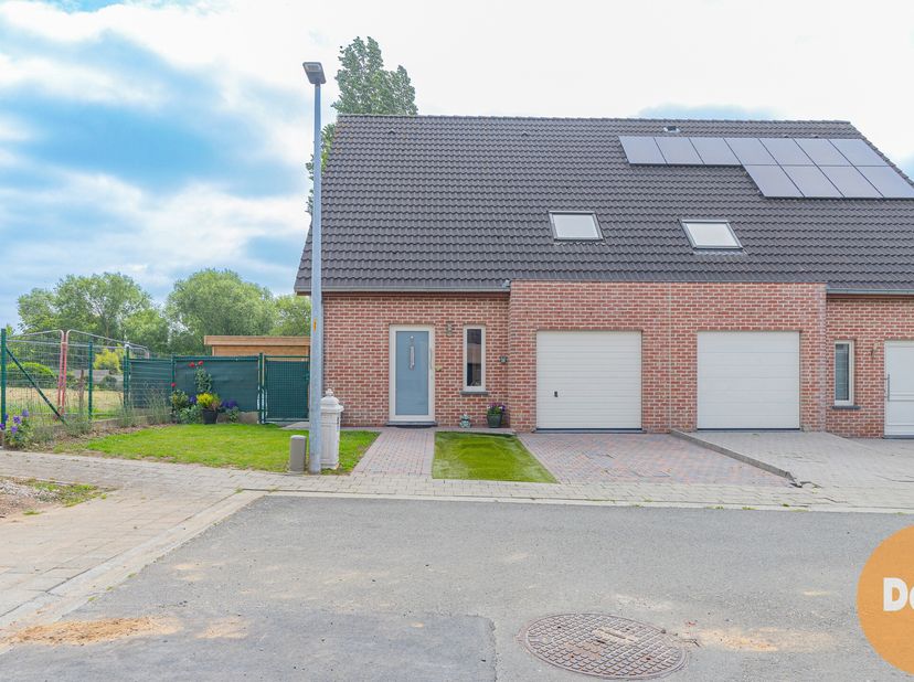 EERSTE BEZOEKDAG ZATERDAG 28/06 VAN 10U TOT 12U (enkel op afspraak!)&lt;br /&gt;
OPHASSELT - In een rustige, kindvriendelijke doodlopende straat te Ophassel