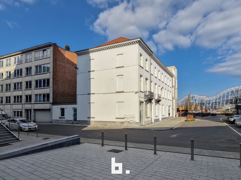 Garage à vendre
                    à 2800 Mechelen