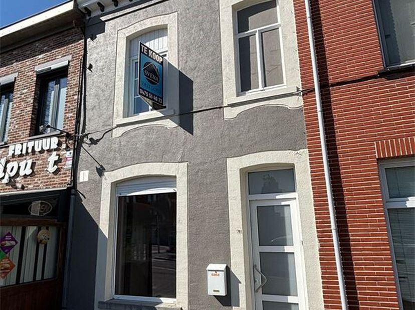 BELLE MAISON DE VILLE AVEC 4 CHAMBRES&lt;br /&gt;
Prix indicatif 249.000 euros&lt;br /&gt;
Cette maison est située près du centre de Geraardsbergen, à proximité d