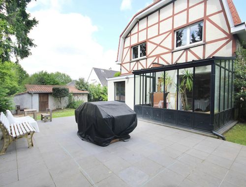                                         Woning te huur in Ukkel, € 2.650

