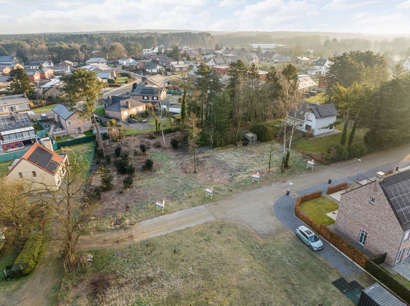 Ligging&lt;br /&gt;
Deze bouwgrond bevindt zich vlakbij al het groen en de rust die Averbode te bieden heeft.&lt;br /&gt;
Averbode bos en heide, Gerhagen en de Ab