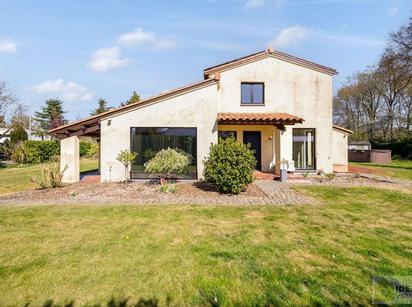 Maison à vendre
                    à 3930 Achel