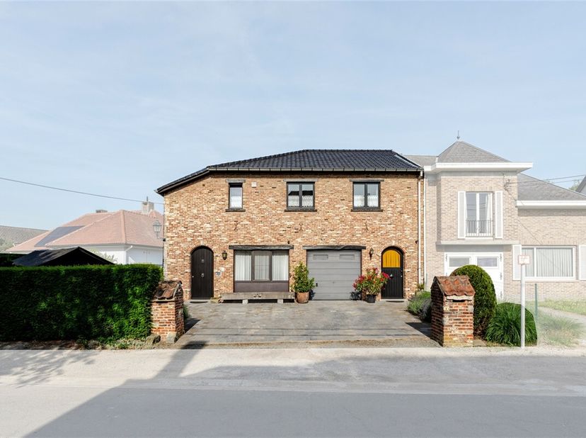 Maison à vendre
                    à 9070 Heusden