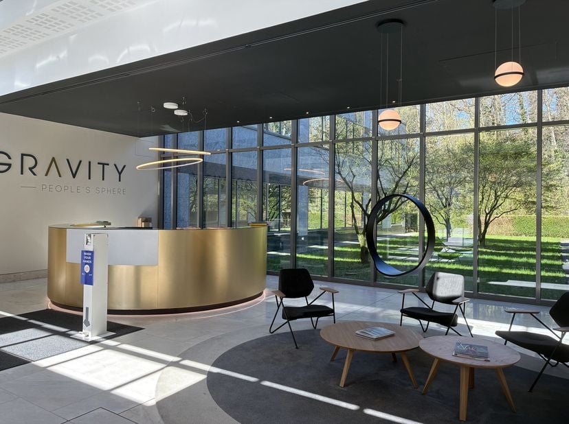 Nous vous proposons un espace de bureau idéalement situé sur Herrmann-Debrouxlaan 40, offrant une gamme de surfaces flexibles allant de 100 m² à 538 m