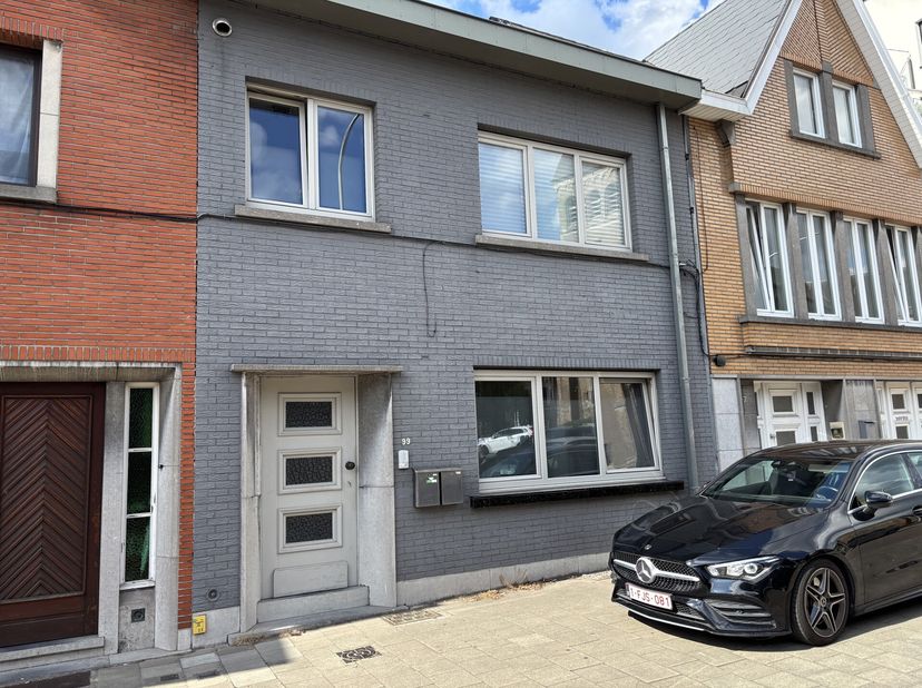 AALST - Gezellig appartement op centrale locatie.&lt;br /&gt;
Inschrijven voor het geplande kijkmoment kan via onze website =&amp;gt; www.immoderas.be&lt;br /&gt;
Dit