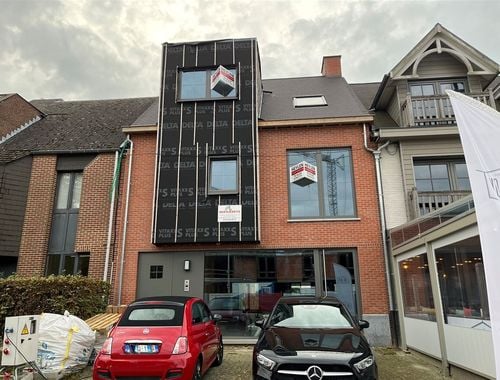                                         Burelencomplex te huur in Zoersel, € 1.850
