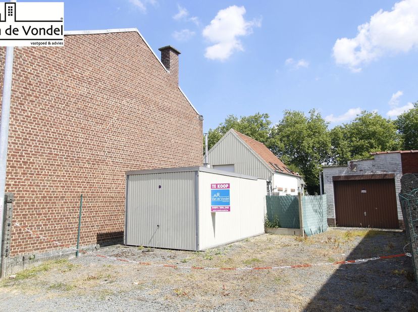 Terrain à vendre
                    à 9470 Denderleeuw