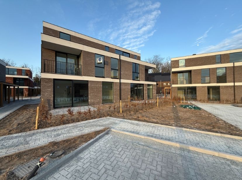 Appartement à louer
                    à 9250 Waasmunster