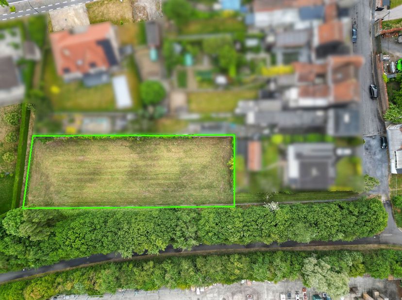 Terrain à vendre
                    à 8580 Avelgem