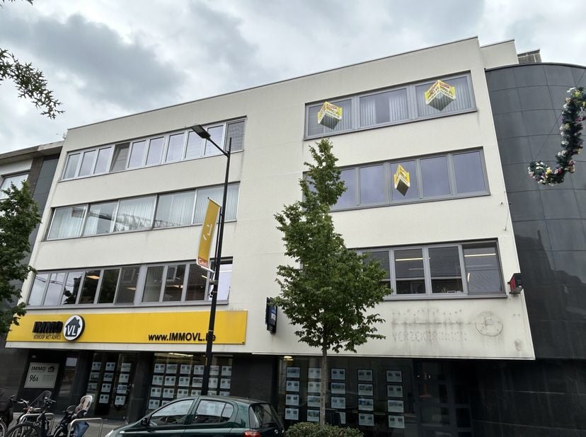 Appartement à louer
                    à 2440 Geel
