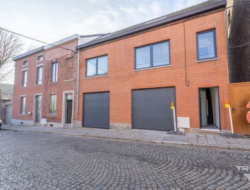                                         Woning te koop in Monceau-sur-Sambre, € 195.000
