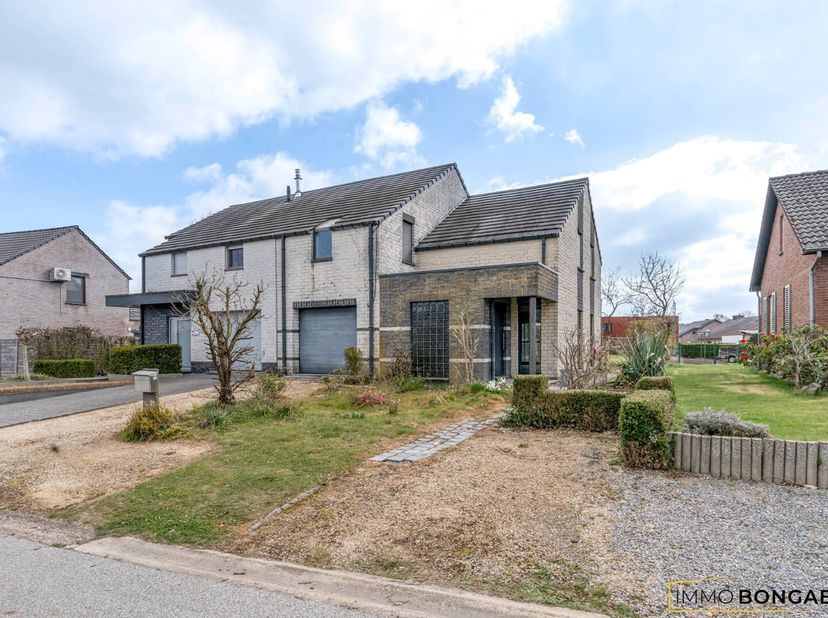 Maison à vendre
                    à 3670 Neerglabbeek