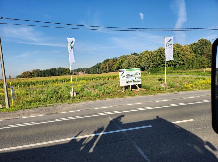 Terrain à vendre
                    à 8760 Meulebeke