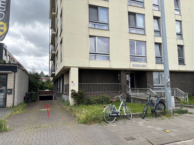 Garage à vendre
                    à 2100 Deurne