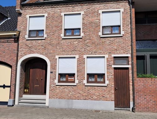                                         Woning te koop in Bazel, € 375.000
