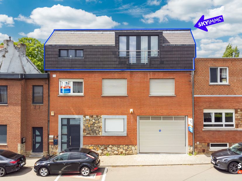 L&#039;agence SKYIMMO est ravie de vous présenter ce magnifique appartement, offrant une surface habitable de 75m2 située à Montegnée, se compose comme sui