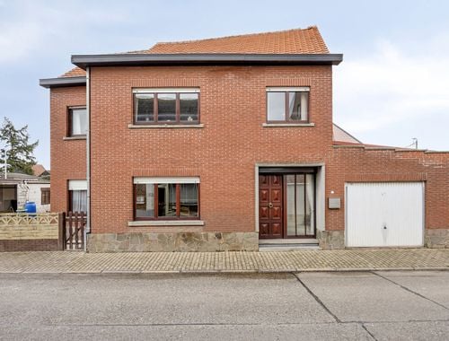                                         Maison à vendre à Drieslinter, € 245.000
