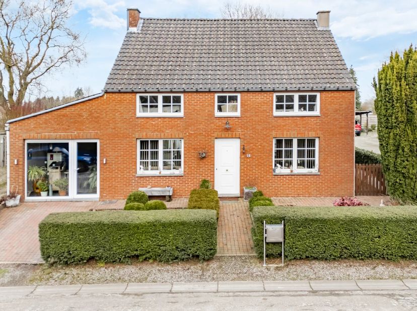 !!! SOUS OPTION !!!&lt;br /&gt;
Vous rêvez d&#039;une maison lumineuse, spacieuse (+-170m²) avec la possibilité de développer une activité professionnelle à domi