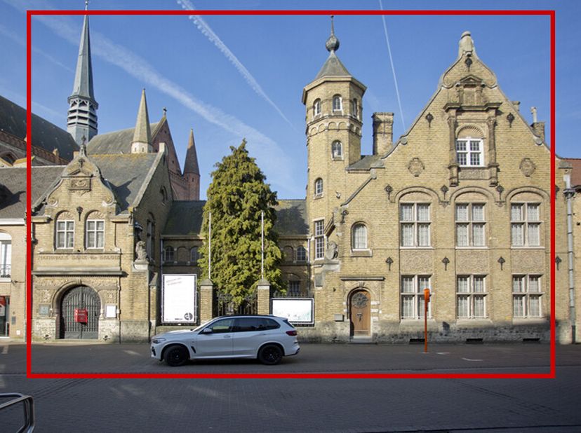 Bien professionnel à vendre
                    à 8630 Veurne