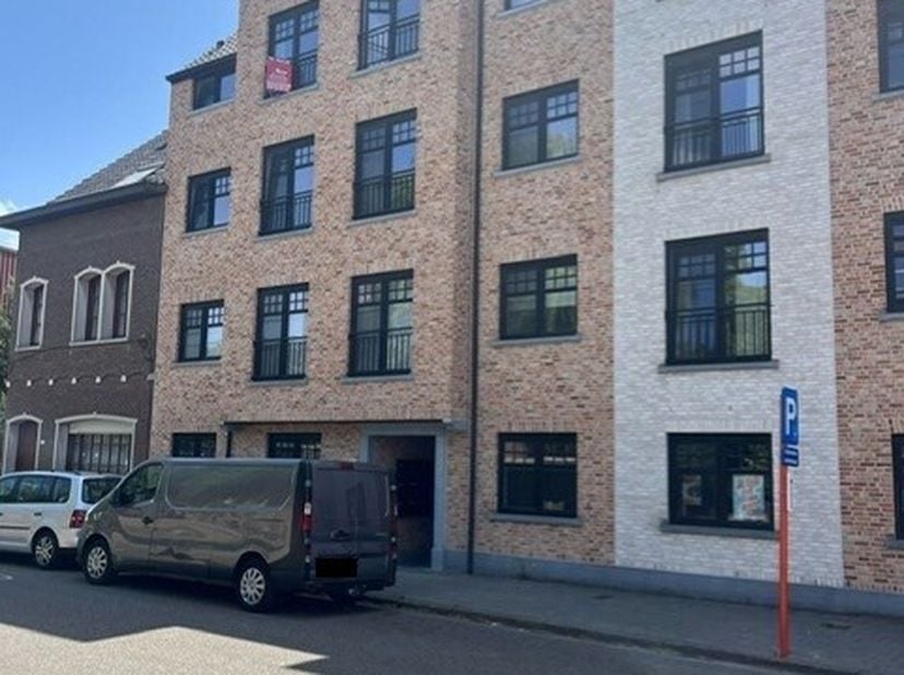 Appartement à louer
                    à 2440 Geel