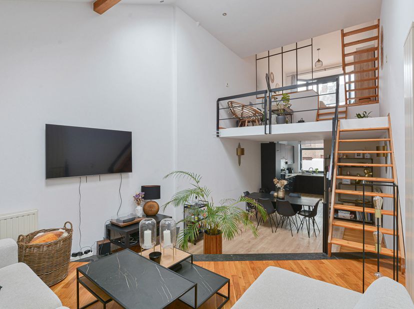 Maxime Real Estate stelt een charmant huis voor in het centrum van Stokkel!&lt;br /&gt;
Uitstekende ligging in een rustige straat (éénrichting), op wandelaf