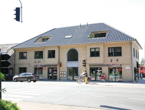                                         Entrepôt à louer à Averbode, € 950
