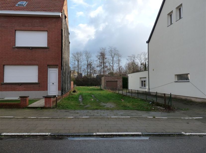 Terrain à vendre
                    à 2840 Rumst