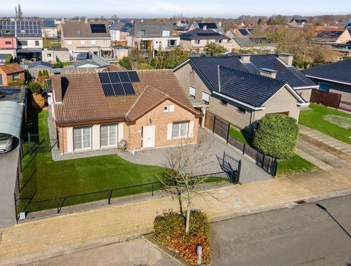                                         Maison unifamiliale à vendre à Hoevenen, € 514.000

