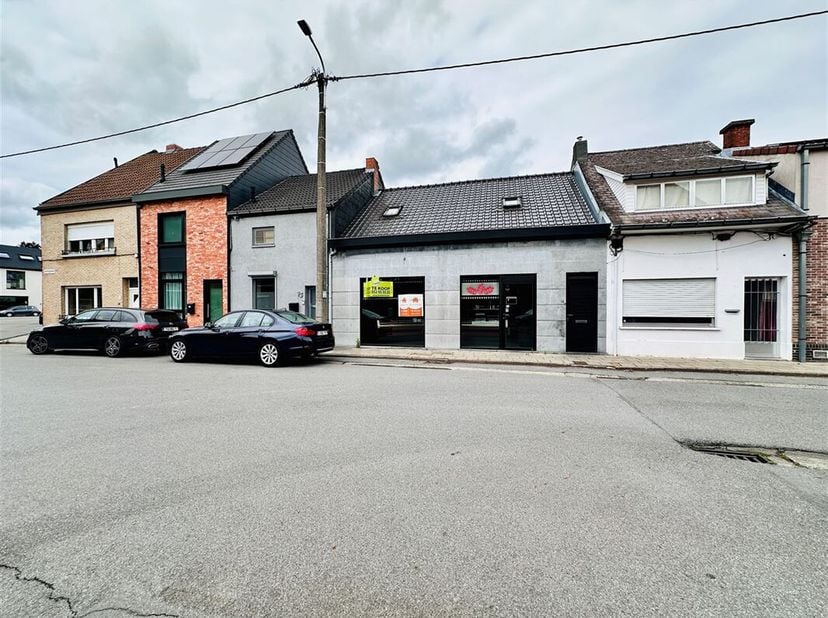 Maison à vendre
                    à 9200 Grembergen