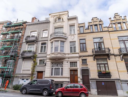                                         Maison à vendre à Woluwe-Saint-Lambert, € 735.000
