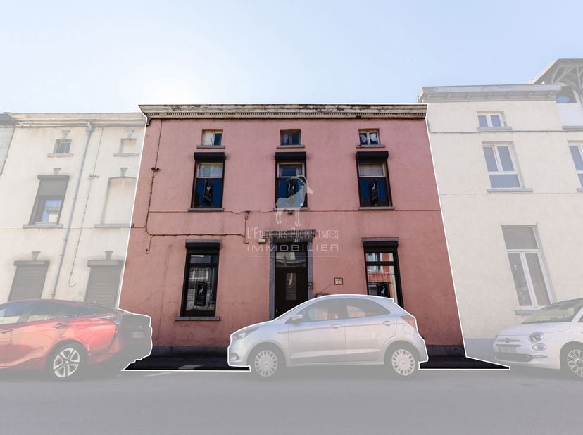 Référence Agence : V6031-1702&lt;br /&gt;
VISITE VIRTUELLE : https://immo360.immo-facile.com/vtour/fr/dxt17v&lt;br /&gt;
Découvrez cette maison située dans la vil