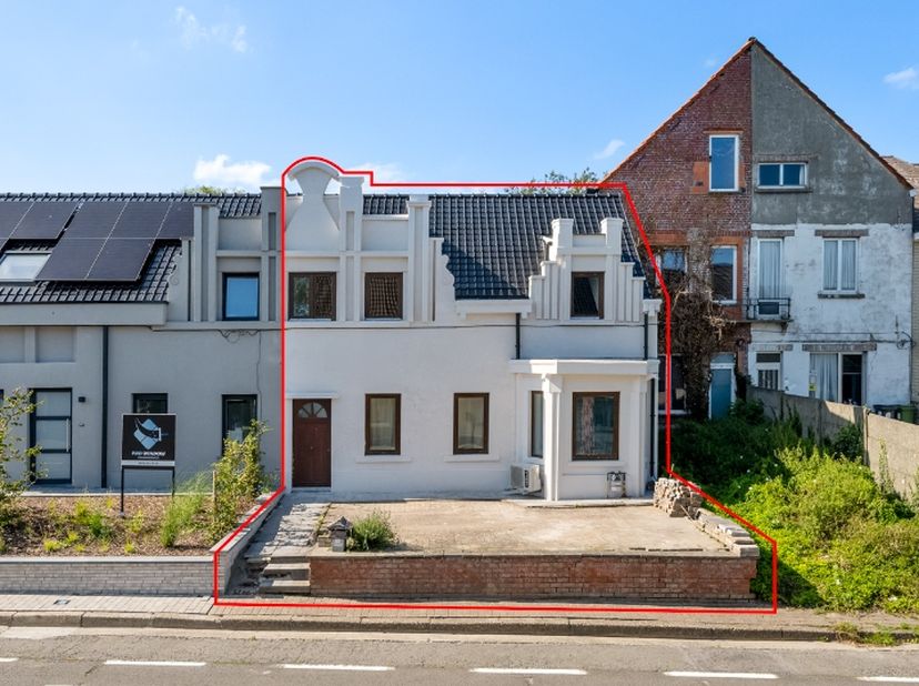 Cette maison prête à emménager est située dans le calme de Kerksken, à Haaltert, avec des supermarchés, des écoles et d&#039;autres commodités à proximité.