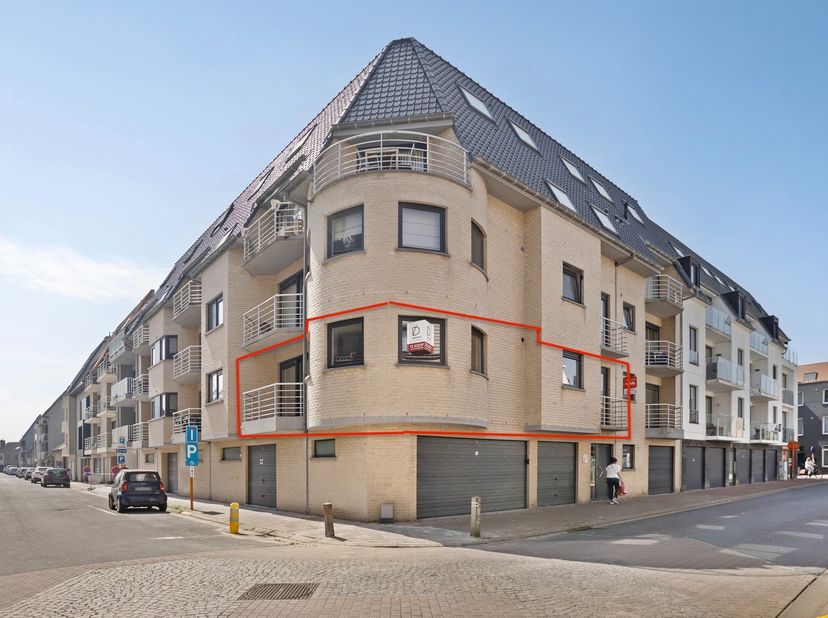 Ontdek dit lichtrijk en instapklaar appartement, Op wandelafstand van het prachtig natuurdecor van strand en duinen, het centrale dorpsgebeuren met ve