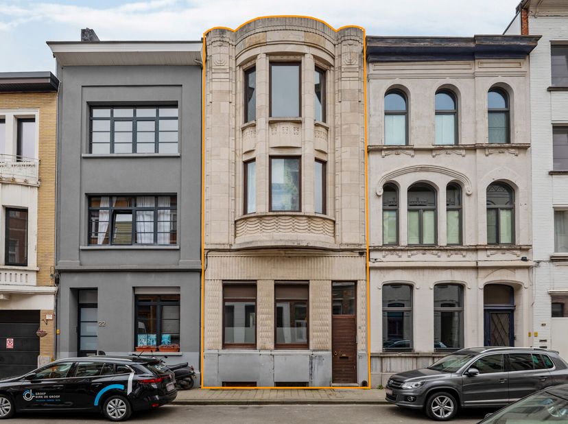 Zin om te wonen in een huis met een verhaal? Dan zou dit wel eens jouw volgende hoofdstuk kunnen zijn.&lt;br /&gt;
Welkom in de De Beuckerstraat 20: een sta