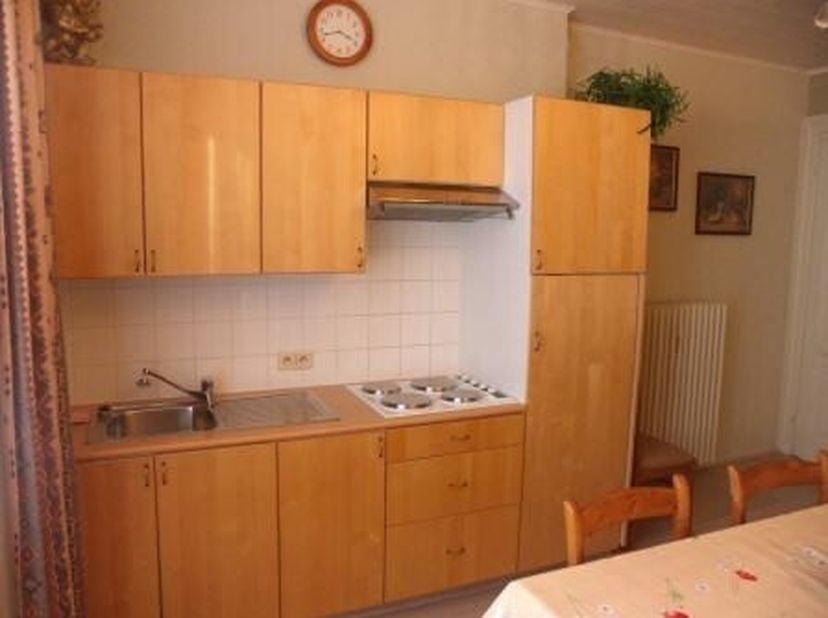 Cet appartement cosy est situé à deux pas de la digue, dans un petit immeuble authentique à proximité du casino et du centre. Il s&#039;agit d&#039;un apparteme